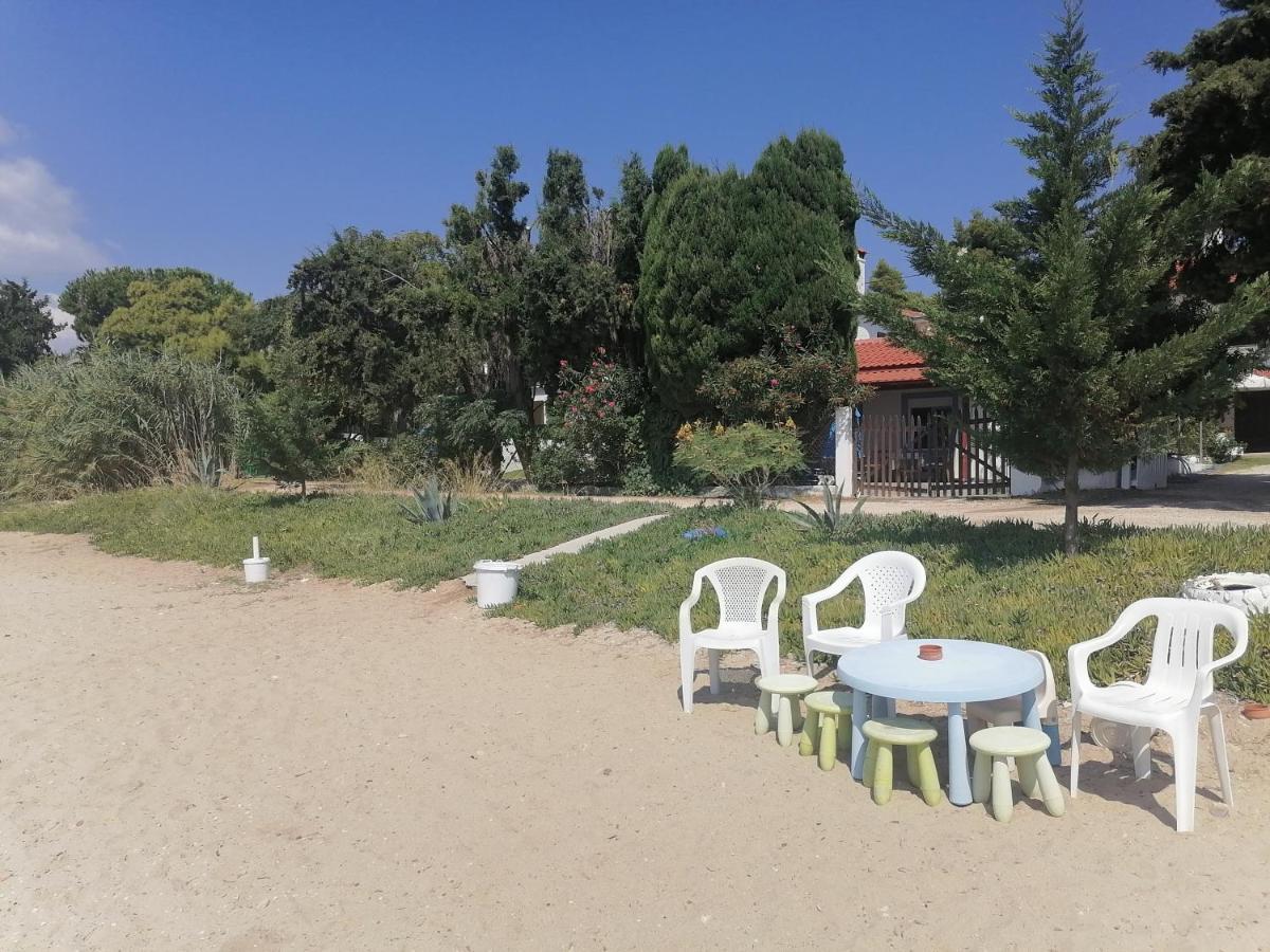 Porto Almira Beachfront House Nikiti  Exterior photo